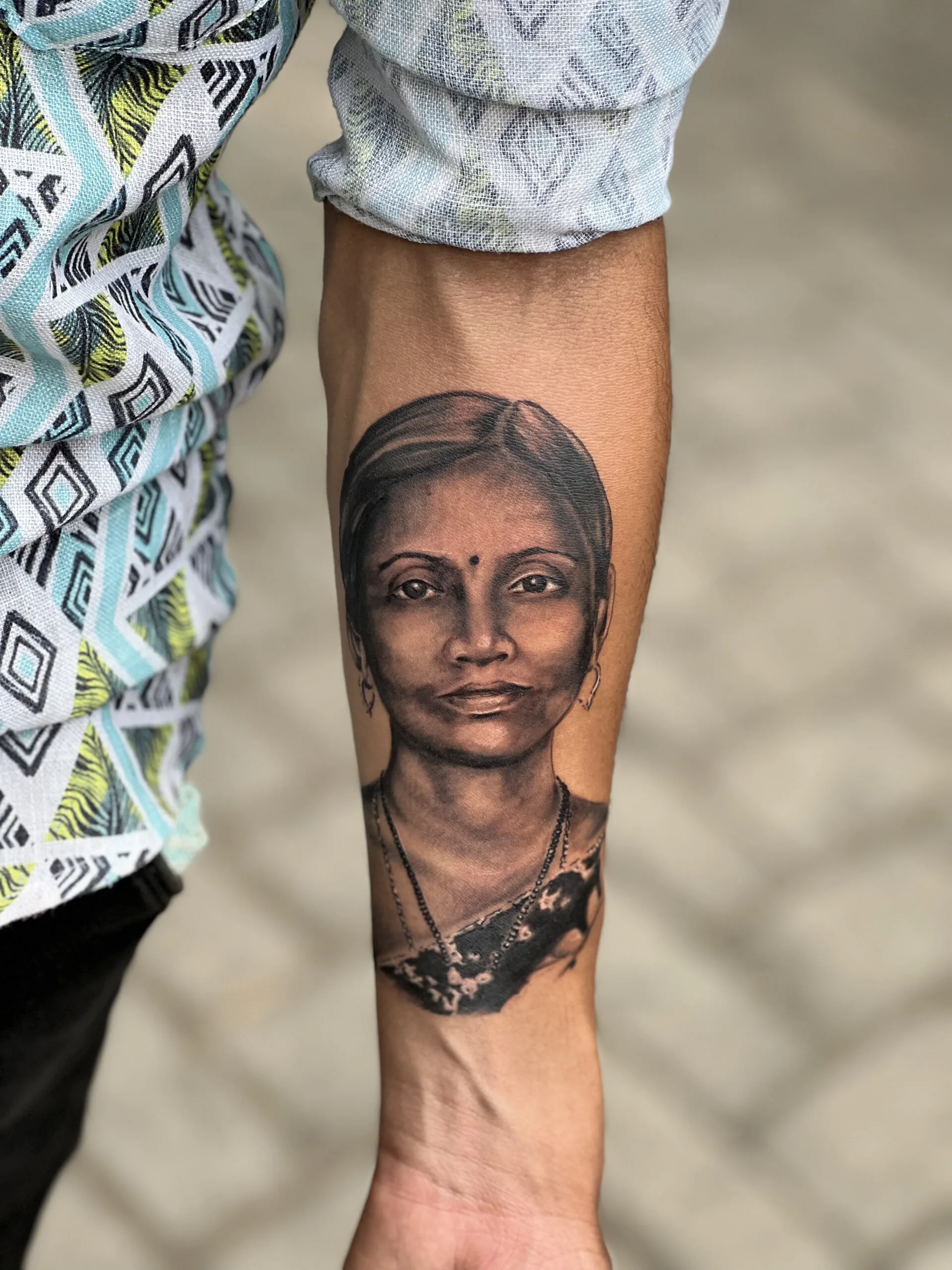Multiple portrait tattoos hi-res stock photography and images - Alamy